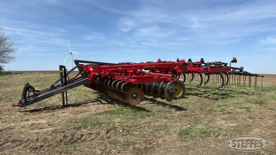 2016 Sunflower 4610 Ripper
