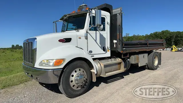2014 Peterbilt 337