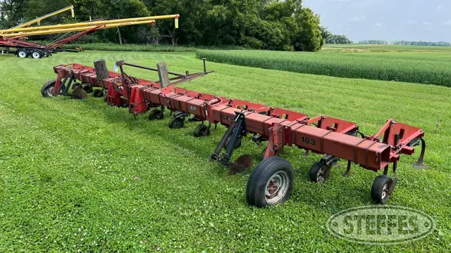 Case IH 183