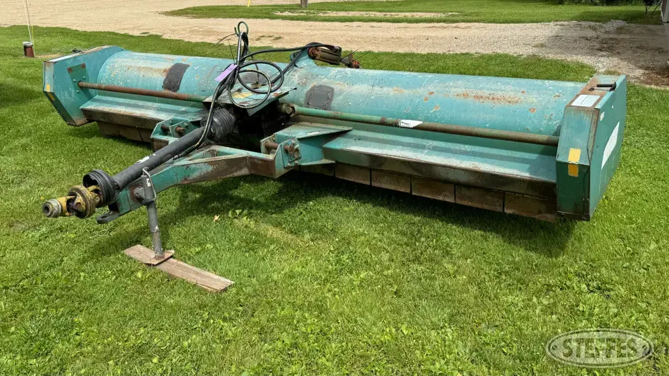 Balzer 1400 Stalk Chopper