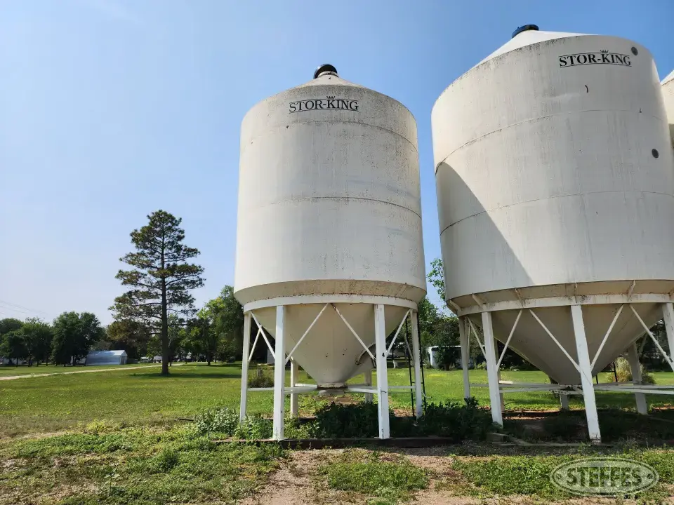 Stor-King SKB16110E Hopper Bin