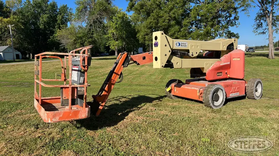 2012 JLG E450AJ Boom Lift
