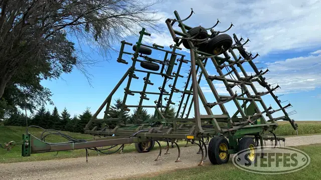 John Deere 960