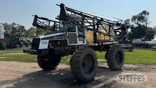 1996 Willmar 765 Special Edition