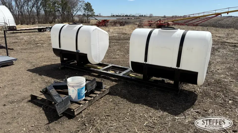 (2) Ace Roto-Mold poly saddle tanks Chem-Fert Accessories-Other