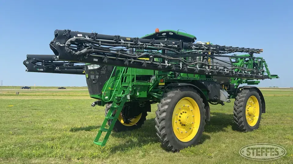 2021 John Deere R4060 Self-Propelled Sprayer