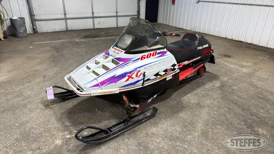 1998 Polaris XC600 Snowmobile