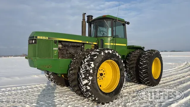 1984 John Deere 8650