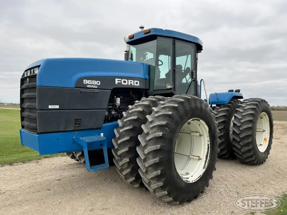 1995 Ford Versatile 9680 4WD Tractor
