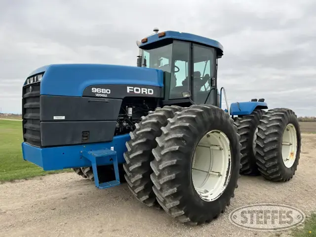 1995 Ford Versatile 9680
