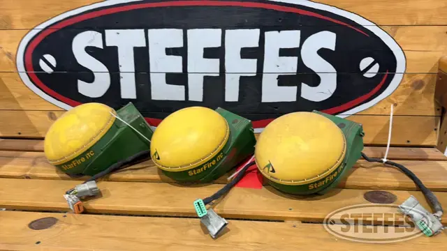 (3) John Deere Starfire iTC