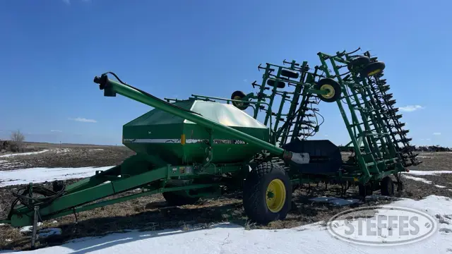 John Deere 730
