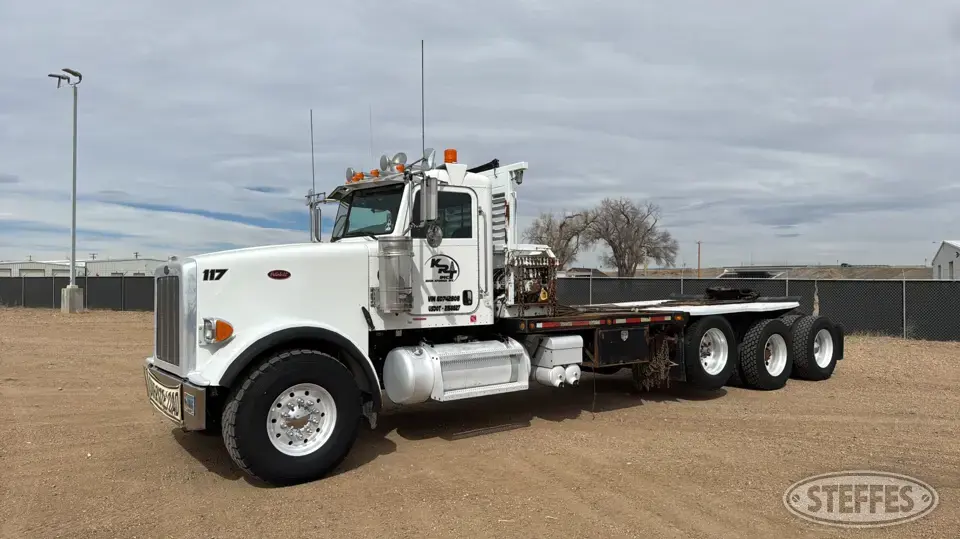 2008 Peterbilt 367 Specialty Truck