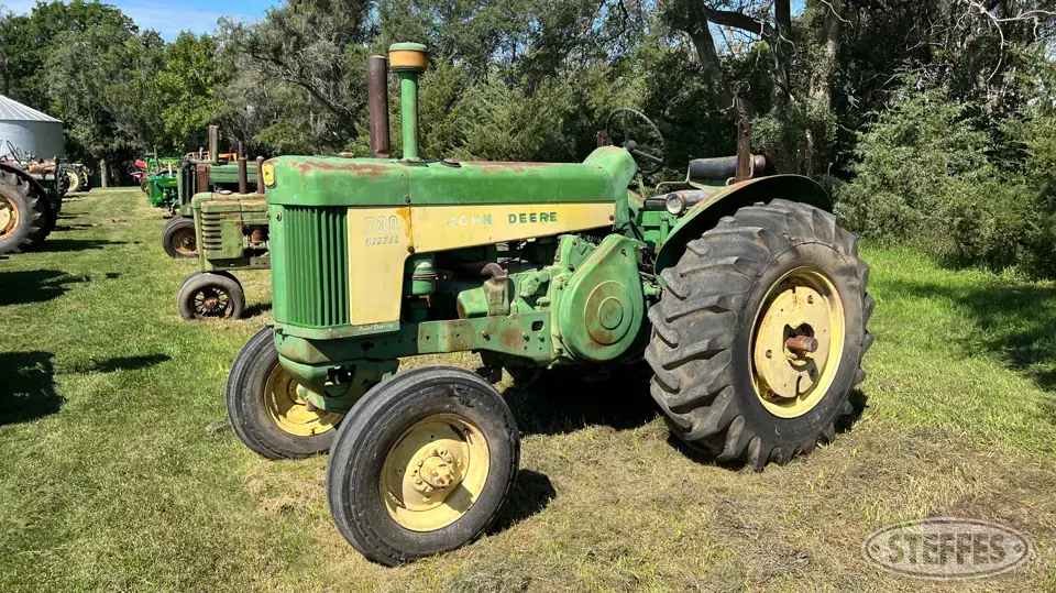 1959 John Deere 730 Standard Collectible Tractor