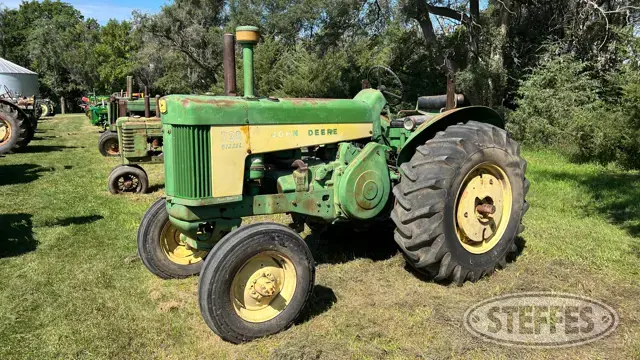 1959 John Deere 730 Standard