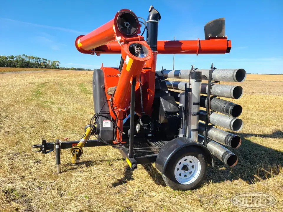 2014 REM VRX Pneumatic Grain Equipment