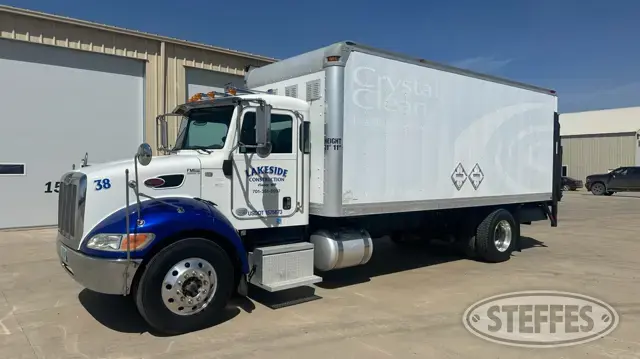2013 Peterbilt 337