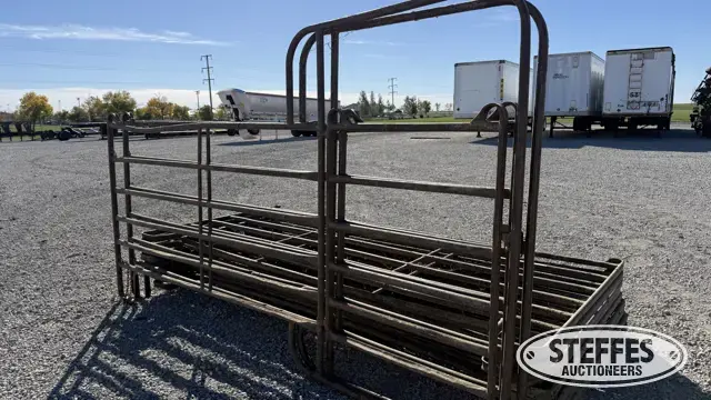 (9) Premier corral panels