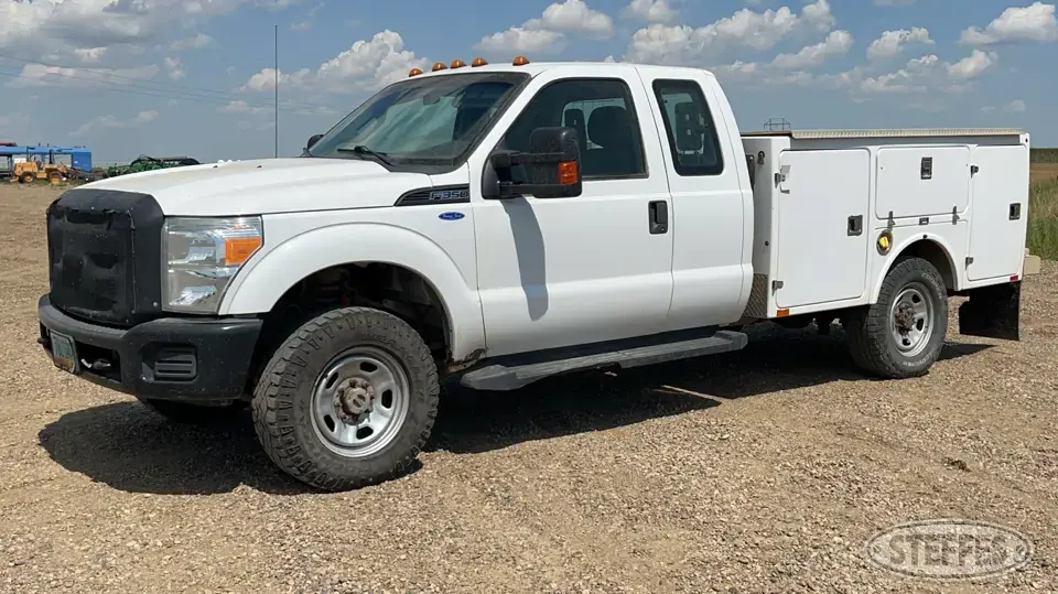 2012 Ford F-350 Super Duty XL 1 Ton Pickup