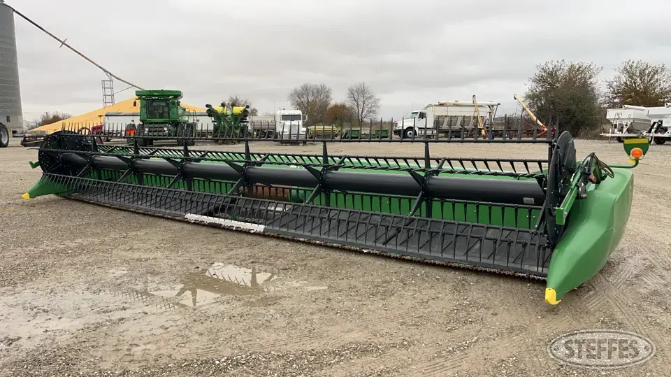 2018 John Deere 635FD Draper Head