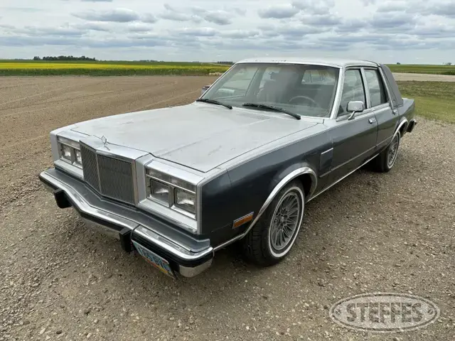 1987 Chrysler Fifth Avenue