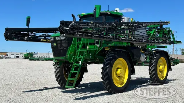 2023 John Deere 616R