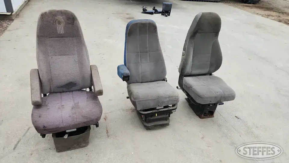 (3) Kenworth truck seats Truck-Trailer Part