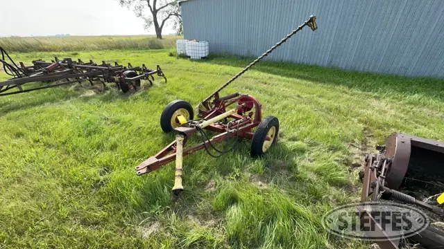 New Holland 456