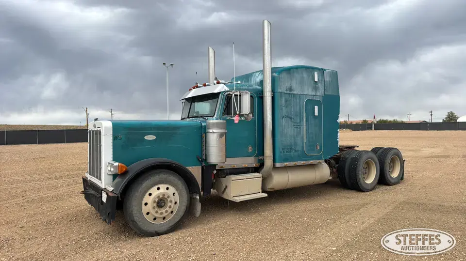 1996 Peterbilt 379 Conventional Truck with Sleeper