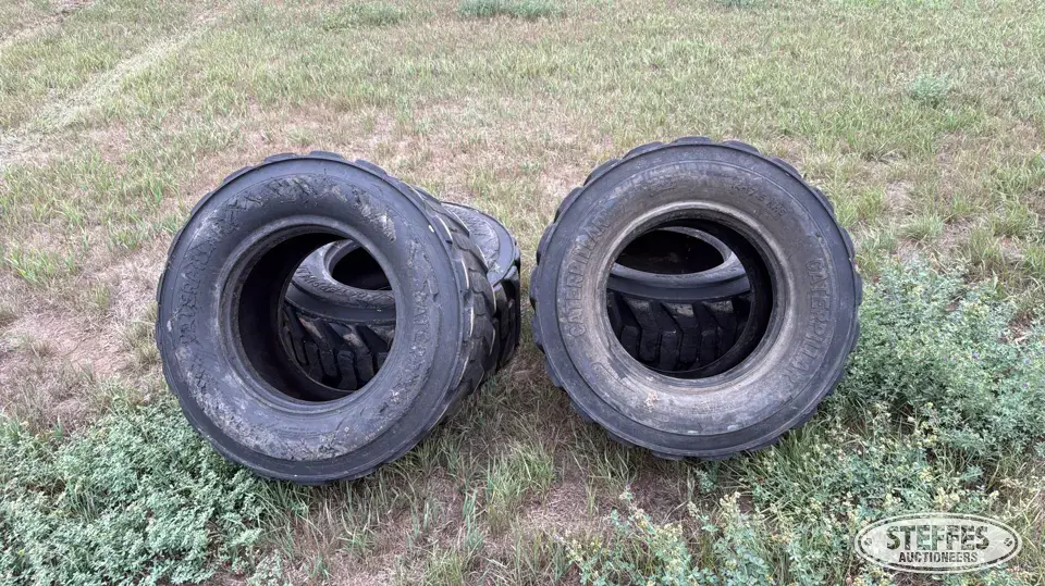 (4) Caterpillar 14-17.5 NHS tires Construction Equipment Tire