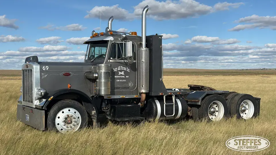 1980 Peterbilt 359 Conventional Truck without Sleeper