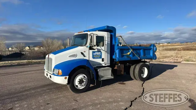 2007 Kenworth T300