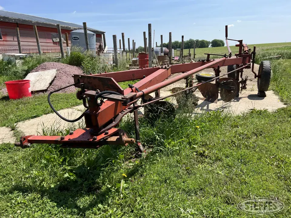 Case IH 710 Plow