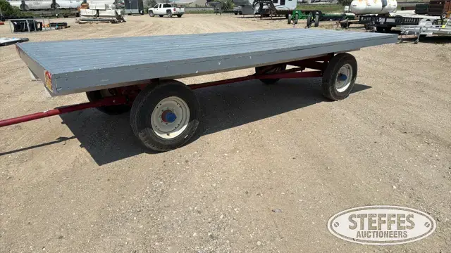 IHC 4-wheel running gear