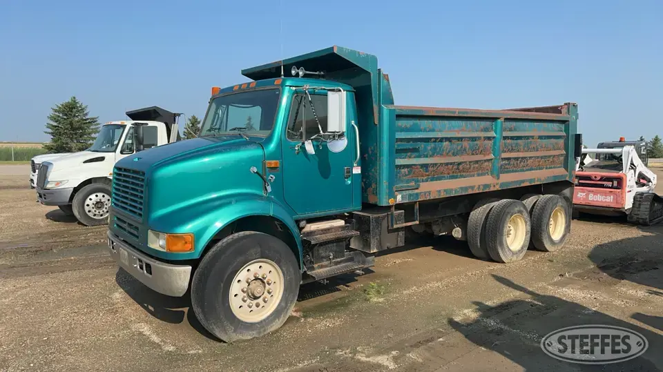 1998 International 8100 Dump Truck