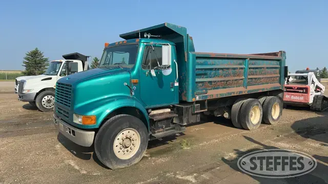 1998 International 8100