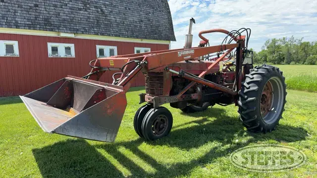 1953 Farmall Super M