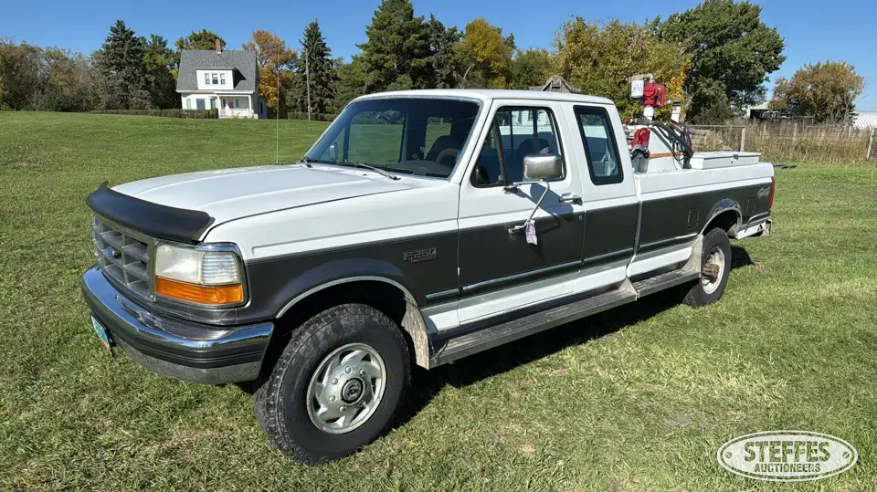 1993 Ford F-250 XLT 3 Quarter Ton Pickup