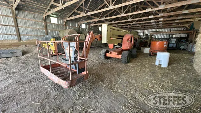 2004 JLG 450AJSII
