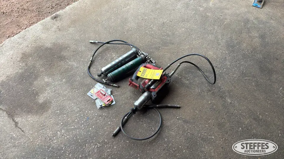 Grease guns Farm Support Item