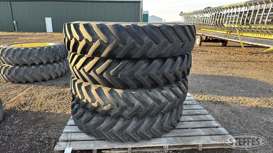 (4) Michelin SprayBib VF380/90R46 tires Tractor-Implement Tire