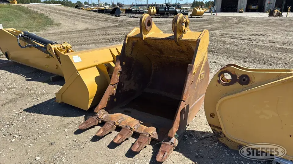 CAT 345C TB Linkage Excavator Attachment