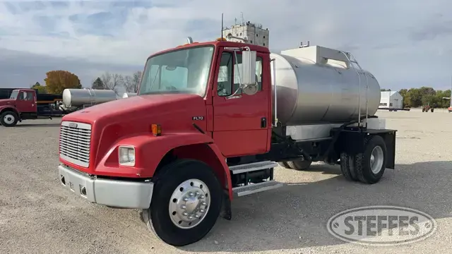 1995 Freightliner FL70
