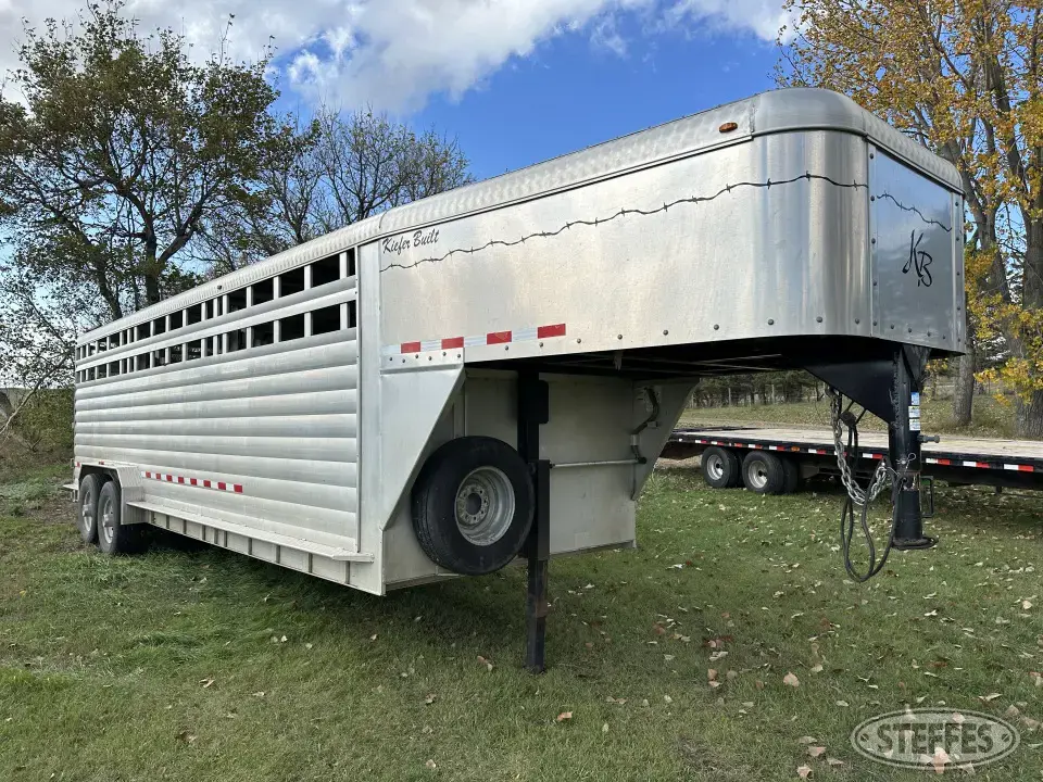 2011 Kiefer Built Gooseneck Livestock Trailer