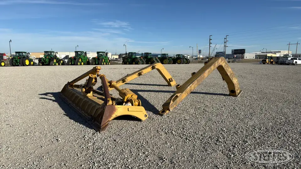 CAT D8T-A Dozer Attachment