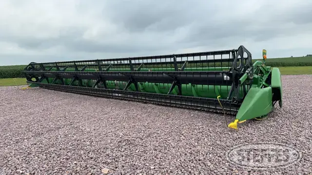 2011 John Deere 635F