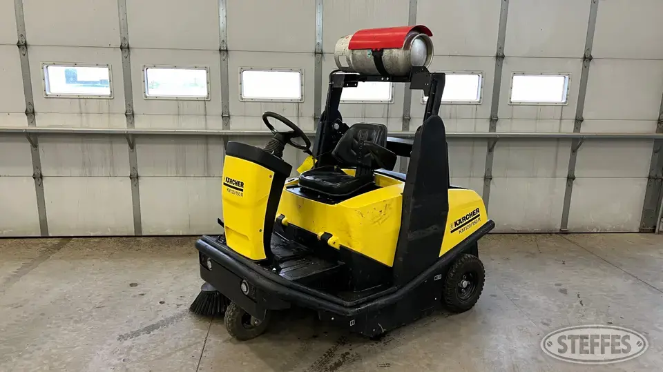 2008 Karcher KM120/150R Sweeper