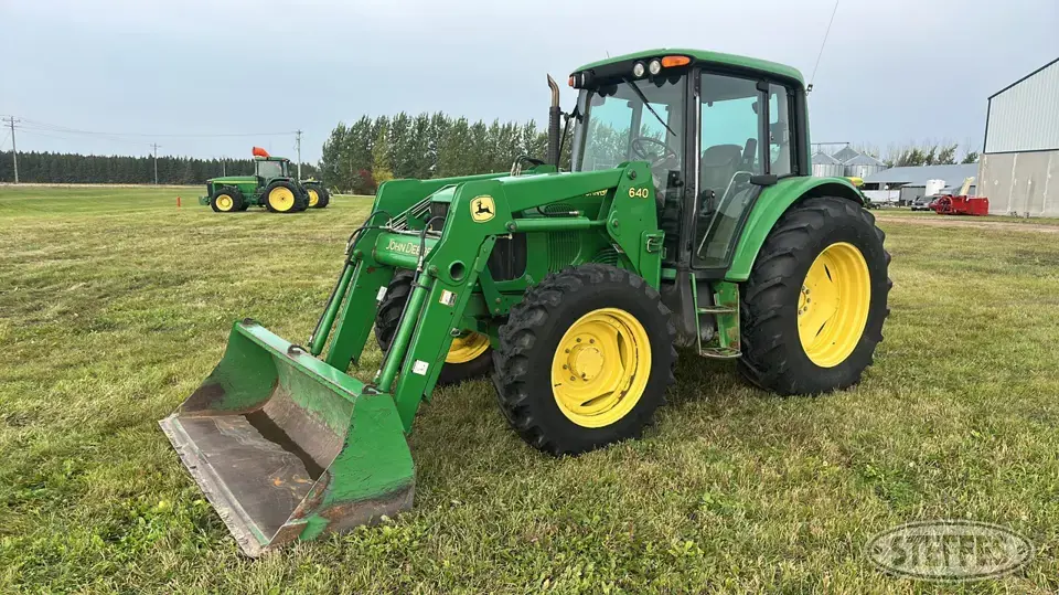 2004 John Deere 6420 MFWD Tractor