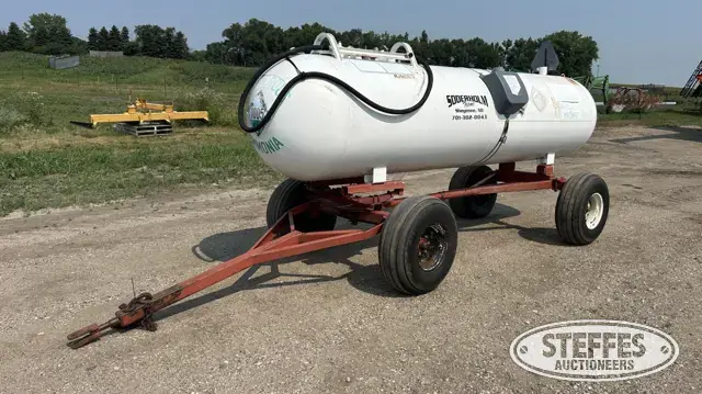 1,000 gal. NH3 tank