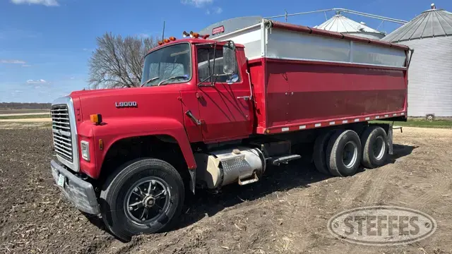 1987 Ford L9000